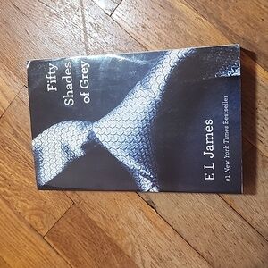 FIFTY SHADES OF GREY PAPERBACK BOOK BY E L JAMES